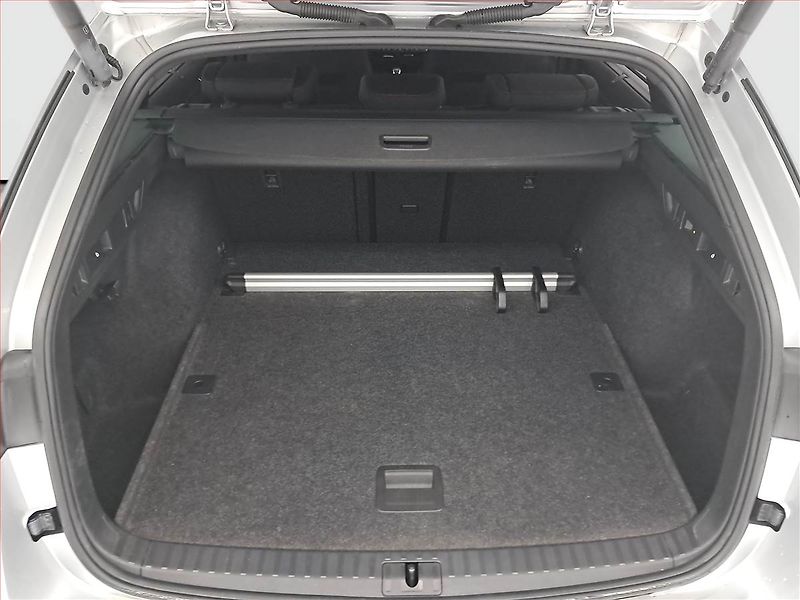 Škoda Octavia (2023) RS 2.0 TSI - fotka 14 z 25