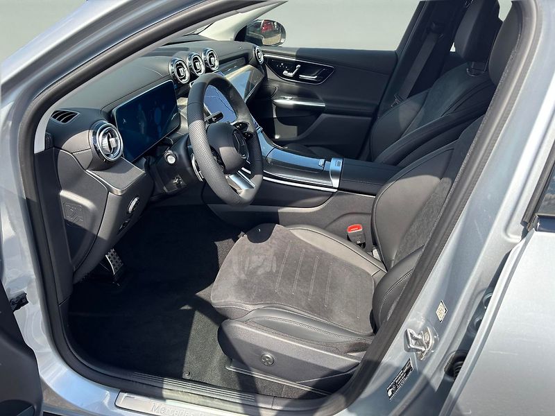 Mercedes-Benz GLC (2026) 300 de 4MATIC kupé - fotka 6 z 9