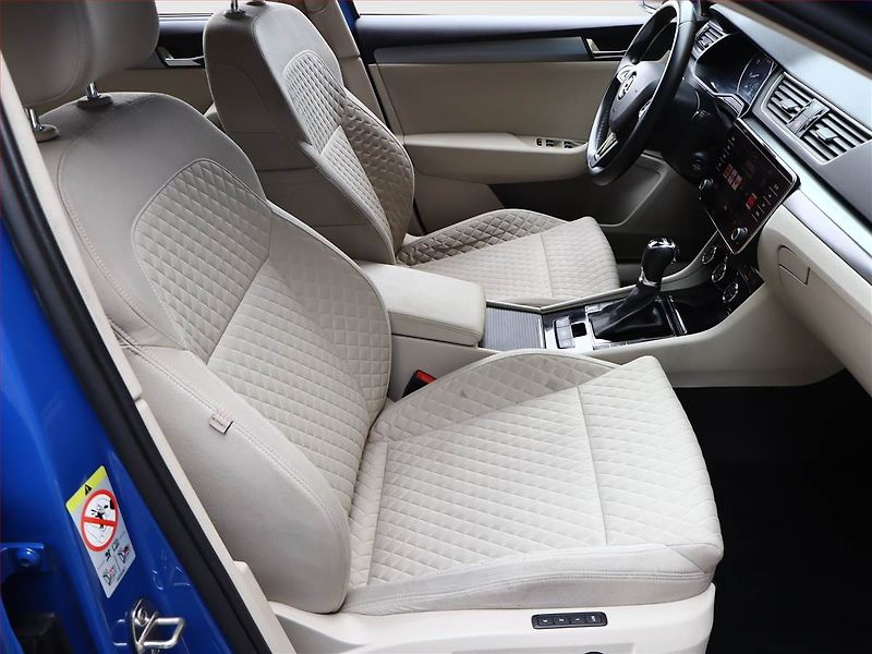Škoda Superb (2018) 1.4 TSI, Automat, Tempomat - fotka 7 z 20