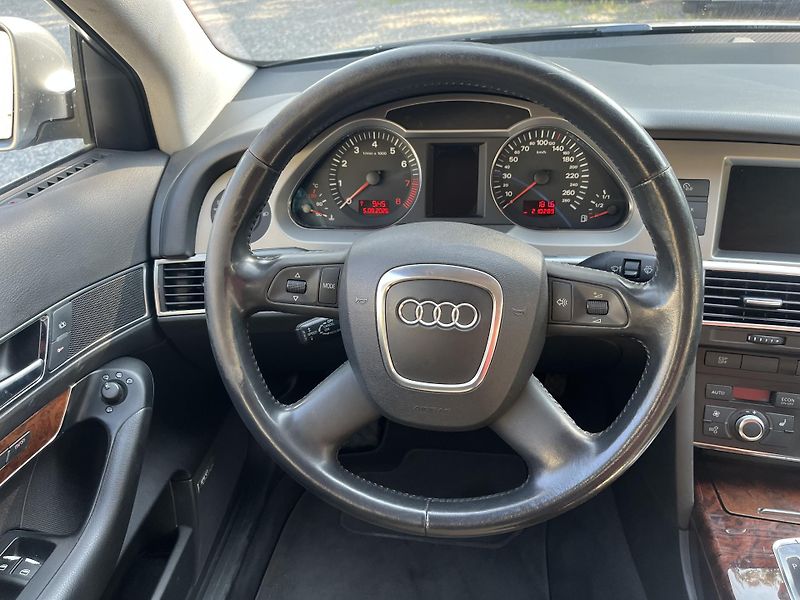 Audi A6 (2006) 3,2 TFSi 188 Kw 4X4 - fotka 12 z 19