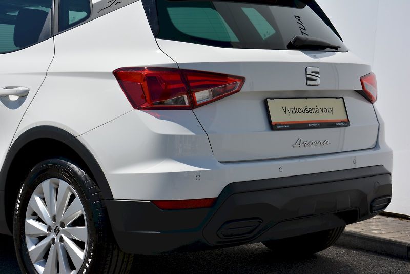 Seat Arona (2023) 1.0 TSI 70 kW Style - fotka 6 z 23