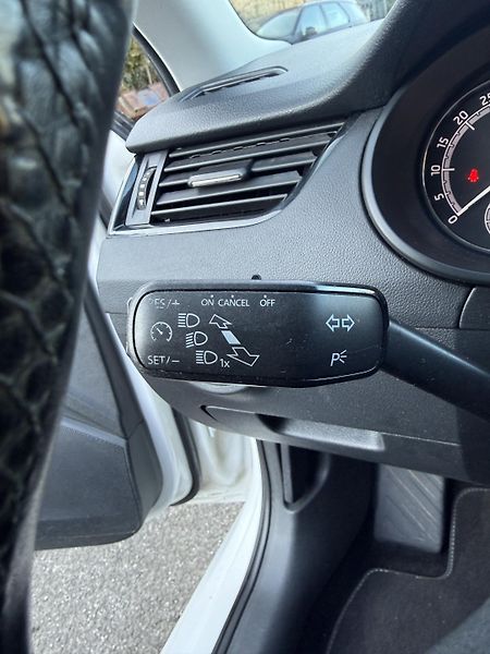 Škoda Octavia 1.6 TDI 85 kW - fotka 17 z 22