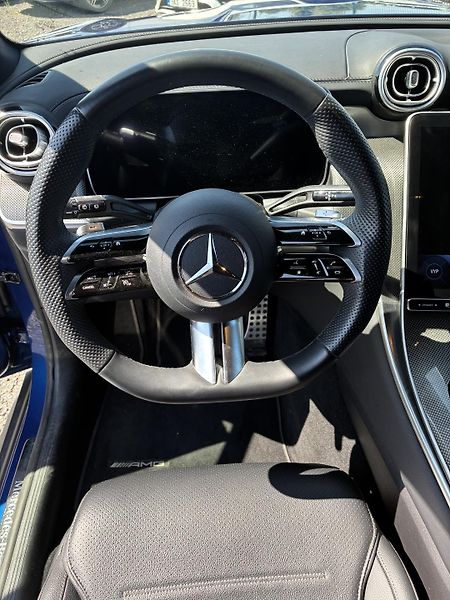 Mercedes-Benz GLC (2024) 220d 4MATIC - fotka 11 z 15