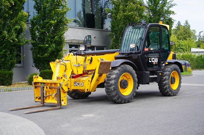 JCB (2019) 540-140 telescopic loader  - fotka 7 z 24