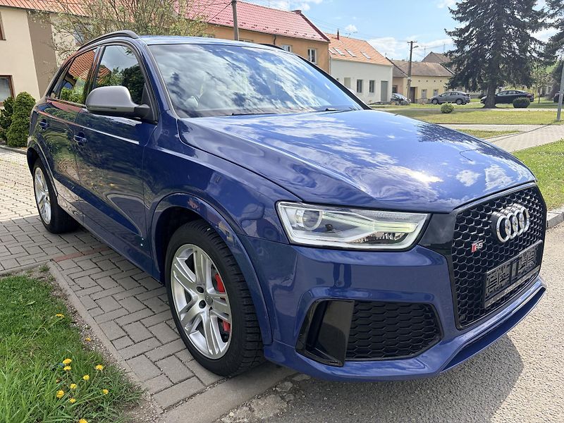 Audi RS Q3 PERFORMANCE 2.5TFSI 270KW  - fotka 2 z 40