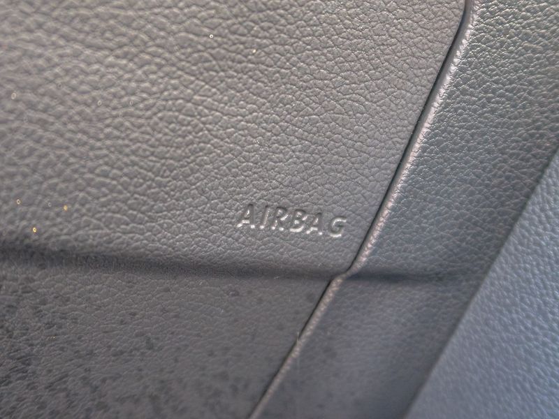 Seat Alhambra (2012) 2.0TDI 103KW 7sed–ROZVODY/PANO - fotka 35 z 59