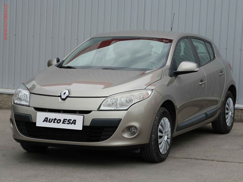 Renault Mégane (2009) 1.6SCe, ČR, AC - fotka 3 z 15