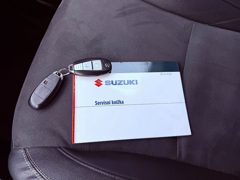 Suzuki Vitara 1.6 Comfort+, Serviska, Navi - fotka 25 z 29