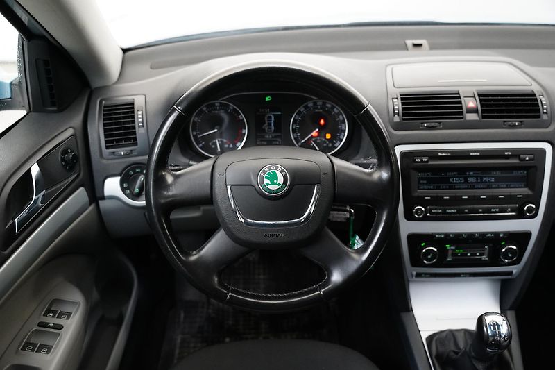 Škoda Octavia - fotka 16 z 22