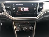 Volkswagen T-Roc 2.0 TDi STYLE - náhled 21