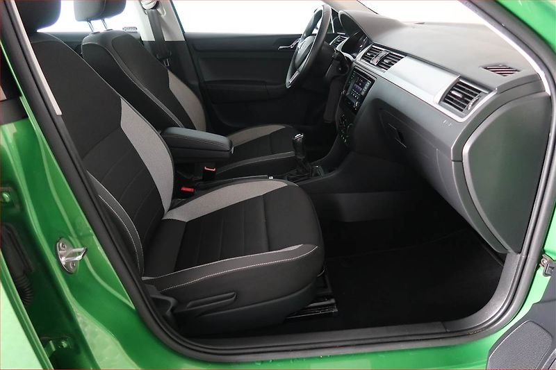 Škoda Rapid (2017) Ambition Plus 1.2 TSI - fotka 9 z 15