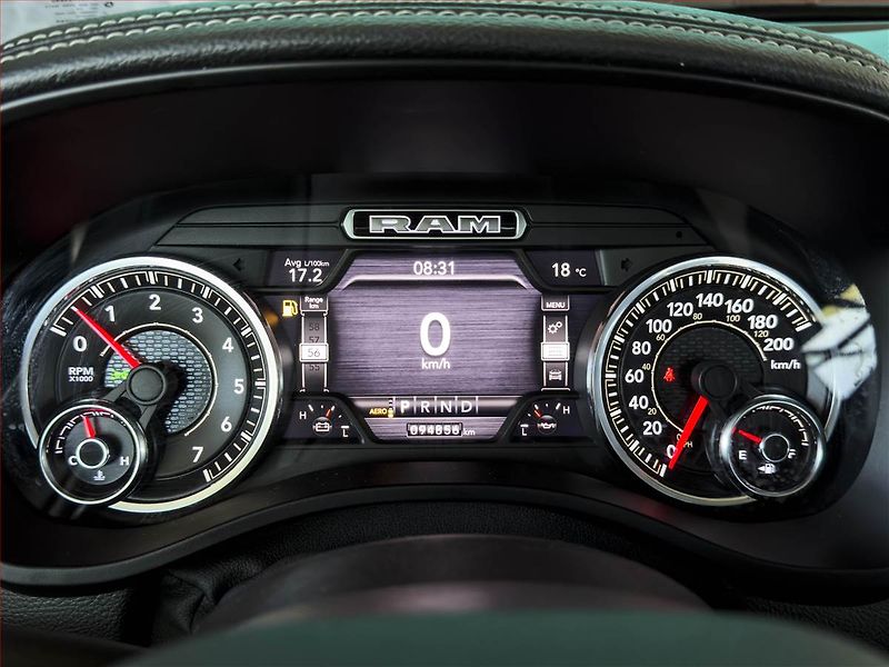 RAM 1500 (2019) 5.7 V8 Hemi - fotka 7 z 22