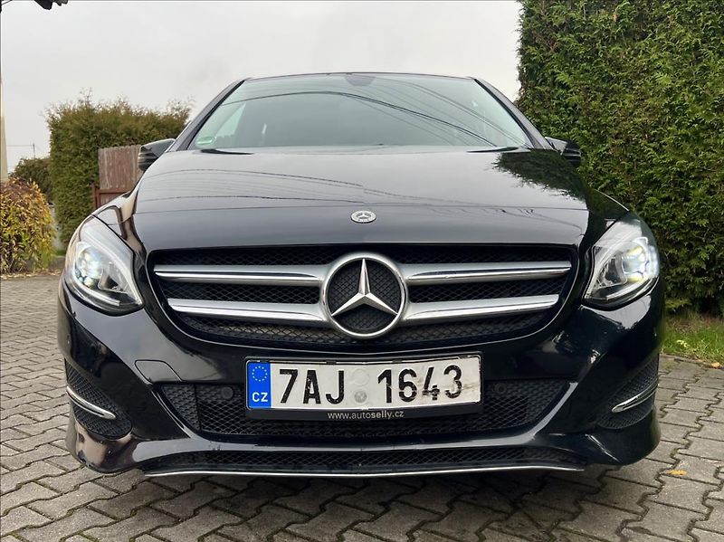Mercedes-Benz Třídy B 180 CDI / 7G-DCT - fotka 8 z 41