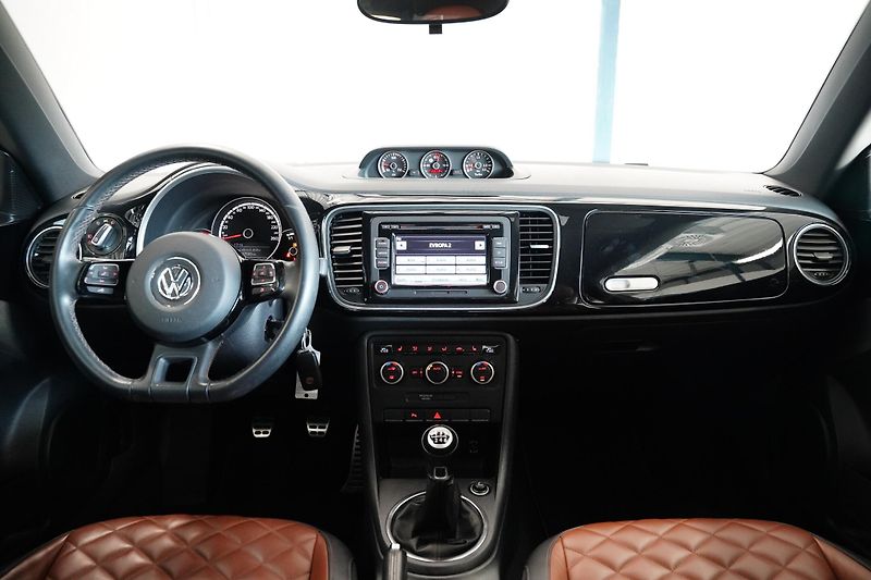 Volkswagen Beetle - fotka 5 z 27