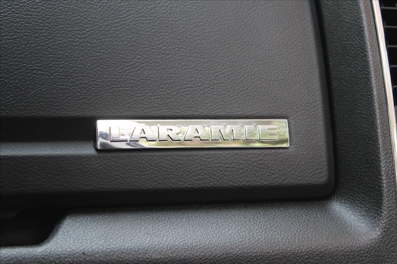 Dodge RAM 3.0L V6 EcoDIESEL / LARAMIE - fotka 26 z 43