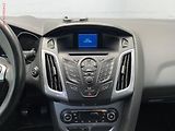 Ford Focus (2012) 1.6TDCi, ČR, AC, tempo - náhled 12