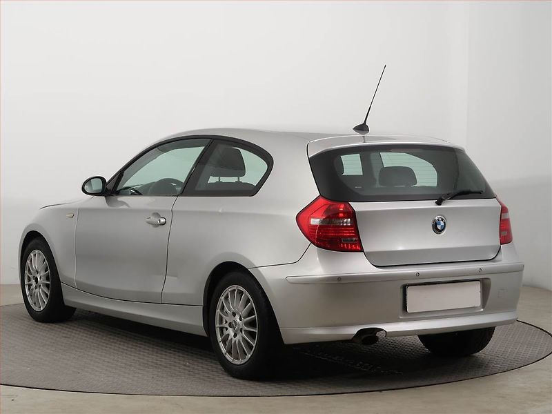BMW Řada 1 (2008) 118d, Serv.kniha, CZ doklady - fotka 4 z 14