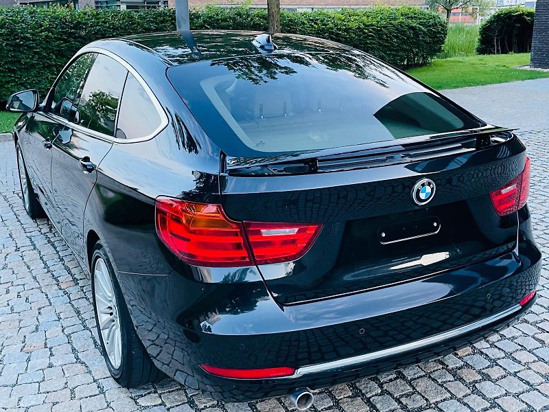 BMW Řada 3 318D GT MANUÁL KAMERA VÝHŘEV  - fotka 15 z 46