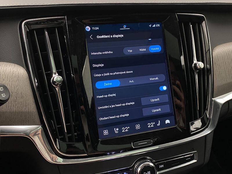 Volvo V90 T8 AWD RECHARGE DARK ULTRA CZ - fotka 58 z 69