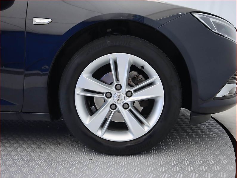 Opel Insignia (2020) 1.5 Turbo, Automat, Serv.kniha - fotka 15 z 21