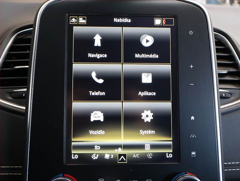 Renault Scénic (2019) 1.3 TCe, Automat, ČR,1.maj - fotka 17 z 24