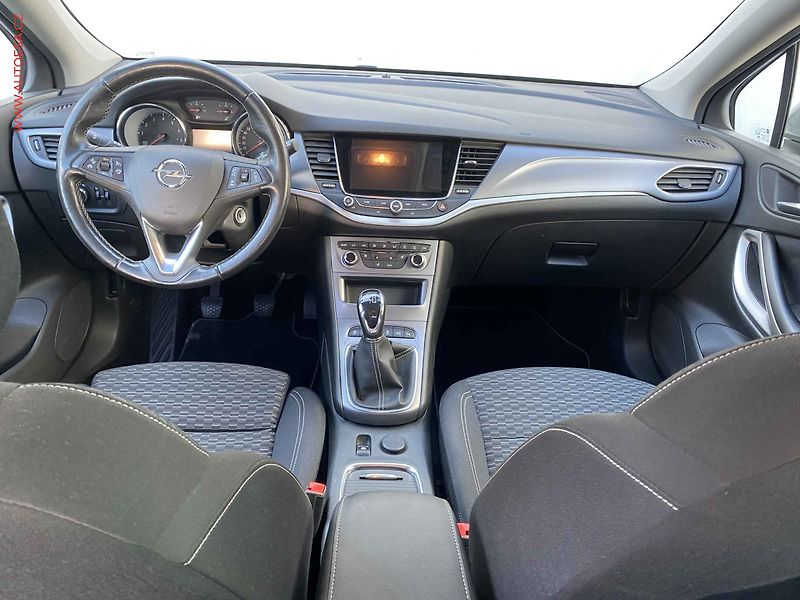 Opel Astra (2019) 1.4 T, Edition, navi, kamera - fotka 8 z 17