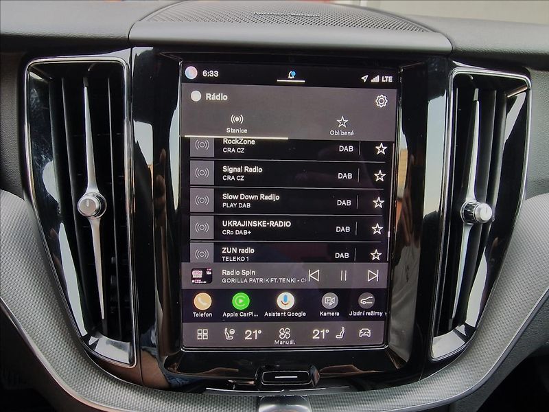 Volvo XC60 B5 184kW Plus Dark Auto,1.Maj - fotka 28 z 50