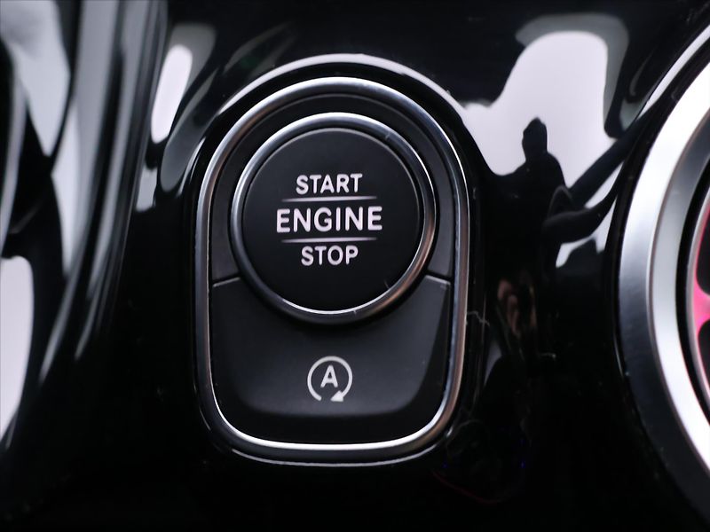 Mercedes-Benz Třídy B 2,0 200d 110kW Aut. LED CZ - fotka 23 z 36