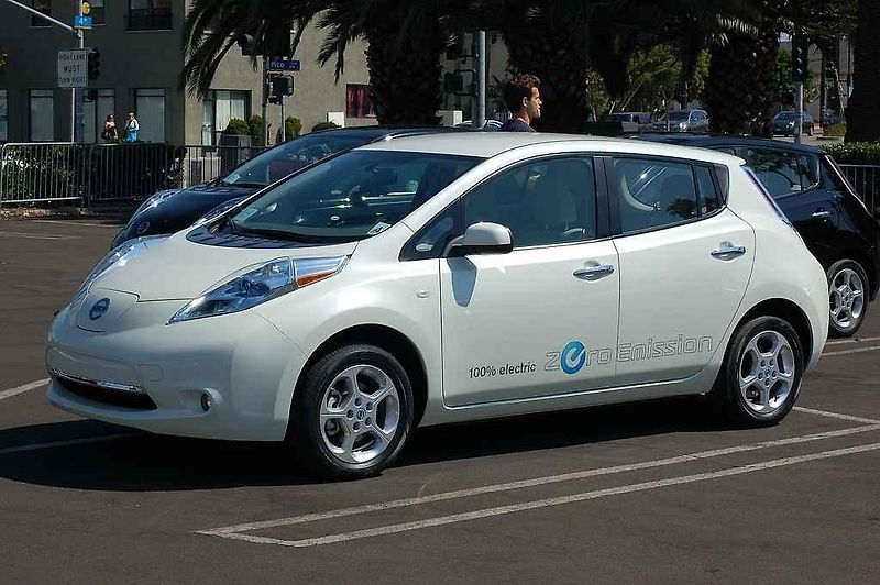 Elektromobilitu nerozhýbal ani první ruský elektrický vůz Lada Elada