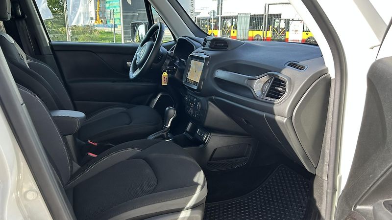 Jeep Renegade 1.5T Limited 130k - fotka 13 z 14