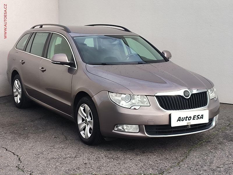 Škoda Superb (2011) 2.0TDi, ČR, Xenon - fotografie inzerátu