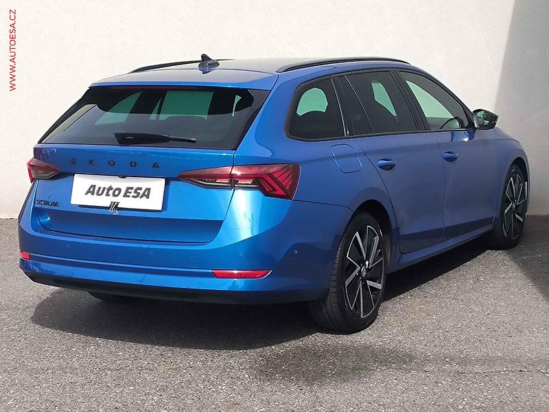 Škoda Octavia (2020) 2.0 TDi, Style, Sport, DSG, - fotka 4 z 32