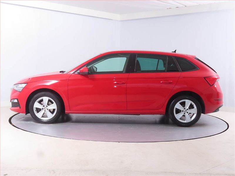 Škoda Scala (2019) 1.0 TSI, Tempomat - fotka 3 z 14