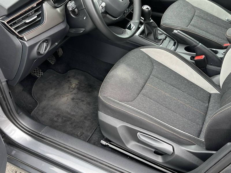 Škoda Scala (2022) 1.0 TSI 81kW Style - fotka 12 z 20