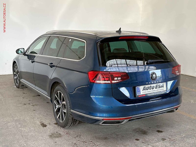 Volkswagen Passat (2021) 2.0 TDi, ČR, Elegance, LED - fotka 6 z 16