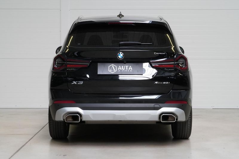 BMW X3 Xdrive20i,ČR,Kamera,Vyhř.volan - fotka 7 z 32