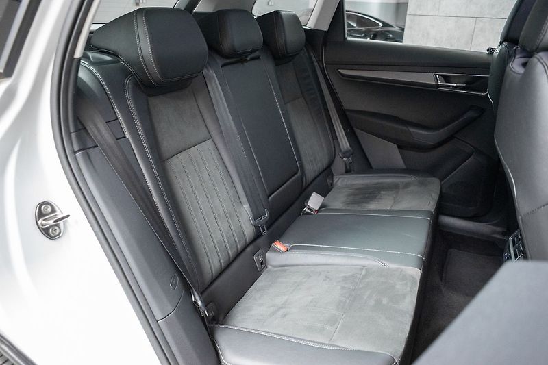 Škoda Karoq 1.5 TSI STYLE+*DSG*WEBASTO*ČR - fotka 12 z 44