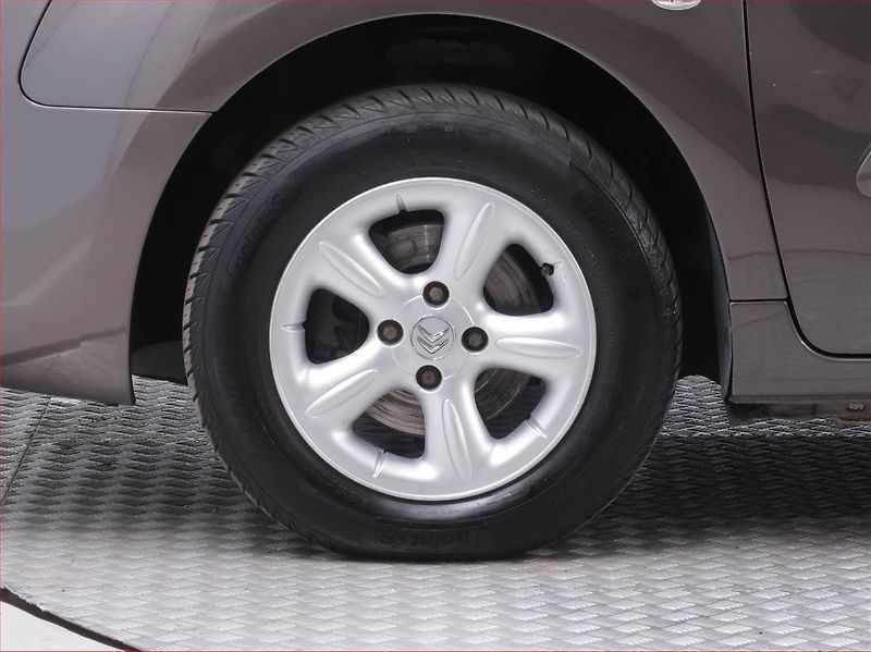 Citroën Berlingo (2016) Shine 1.6 BlueHDi, 5Míst, ČR - fotka 15 z 17