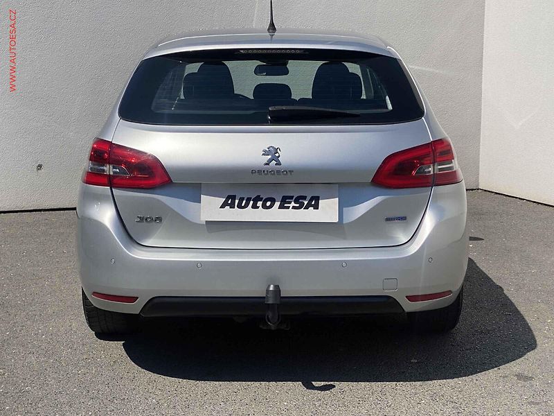 Peugeot 308 (2016) 1.6HDi, AC, tempo, park.čidla - fotka 5 z 15