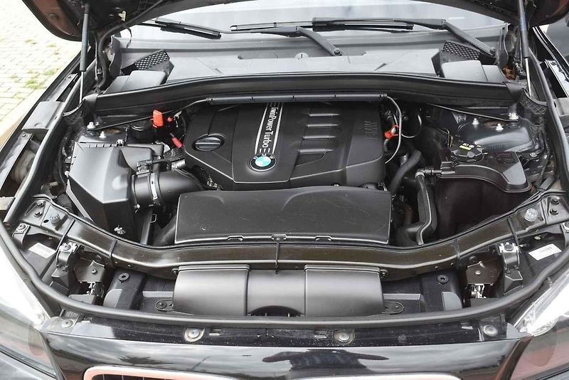 Testovali jsme BMW X1 - vhodný model pro řidičky