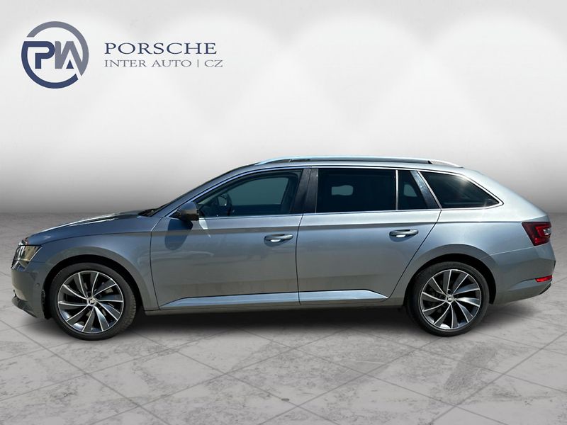 Škoda Superb Combi Grt L&K TD 140/2.0 A7A 4 - fotka 3 z 27
