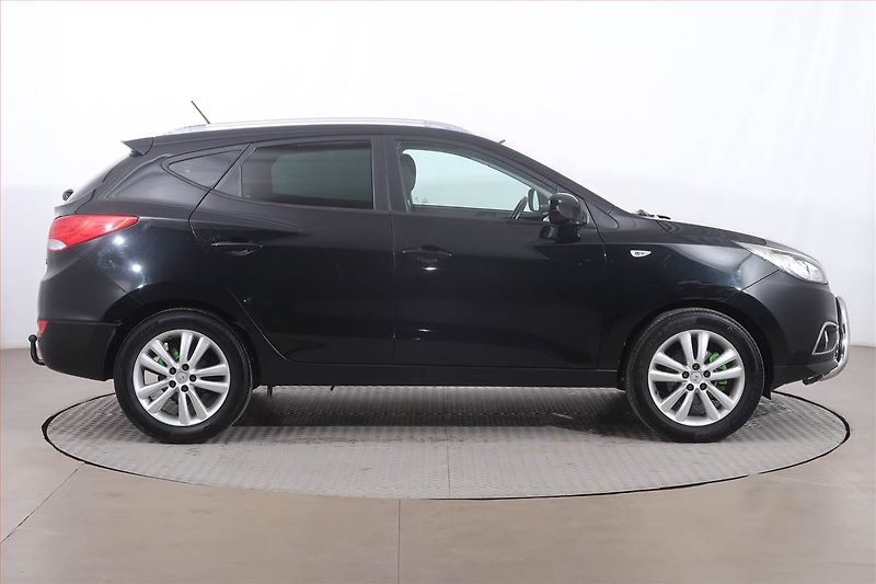 Hyundai ix35 (2012) 1.6 GDI, Serv.kniha, Tempomat - fotka 6 z 17