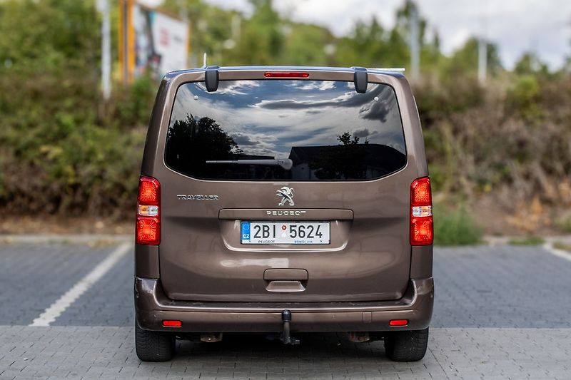 Peugeot Traveller - fotka 6 z 21