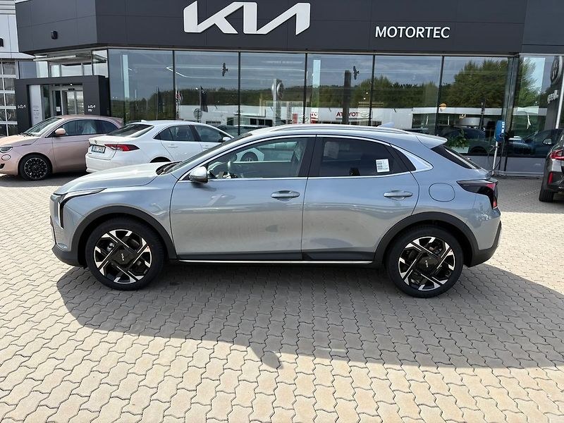 Kia Ceed (2026) 1,6 T-GDi GPF 7DCT TOP 110 KW - fotka 4 z 13