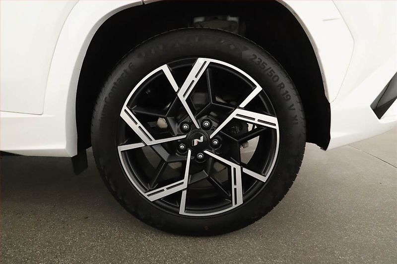 Hyundai Tucson (2025) 1.6 T-GDI, N-Line, FullLed - fotka 12 z 19