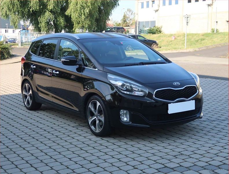 Kia Carens (2015) 1.7 CRDi, 7 míst, Serv.kniha - fotografie inzerátu