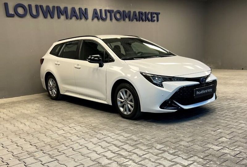 Toyota Corolla 1,8 Hybrid AT Comfort Business - fotka 14 z 17