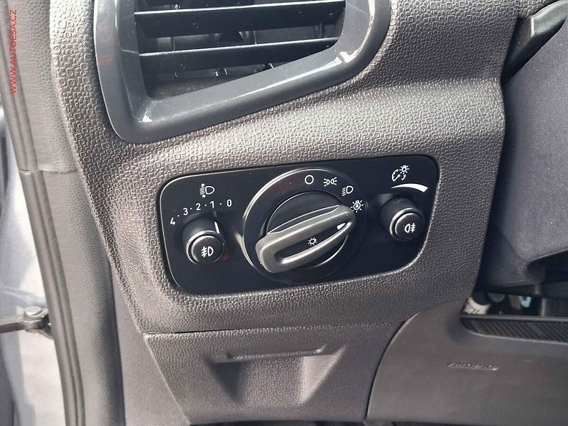 Ford EcoSport (2016) 1.0 EB, servis.kniha, AC - fotka 12 z 22