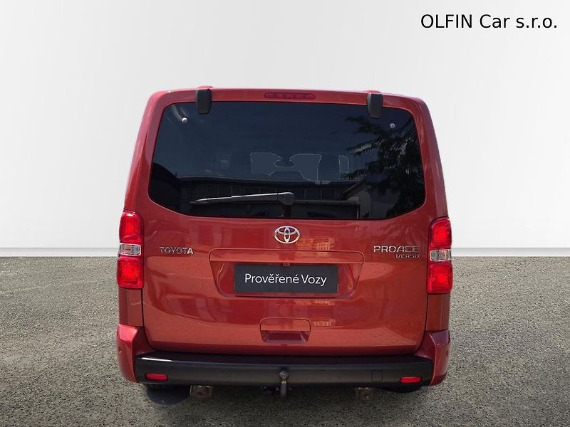 Toyota ProAce Verso Family Comfort NAVI Safety Web - fotka 8 z 29