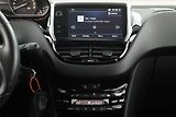 Peugeot 2008 (2017) 1.2 PureTech, Automat - náhled 9